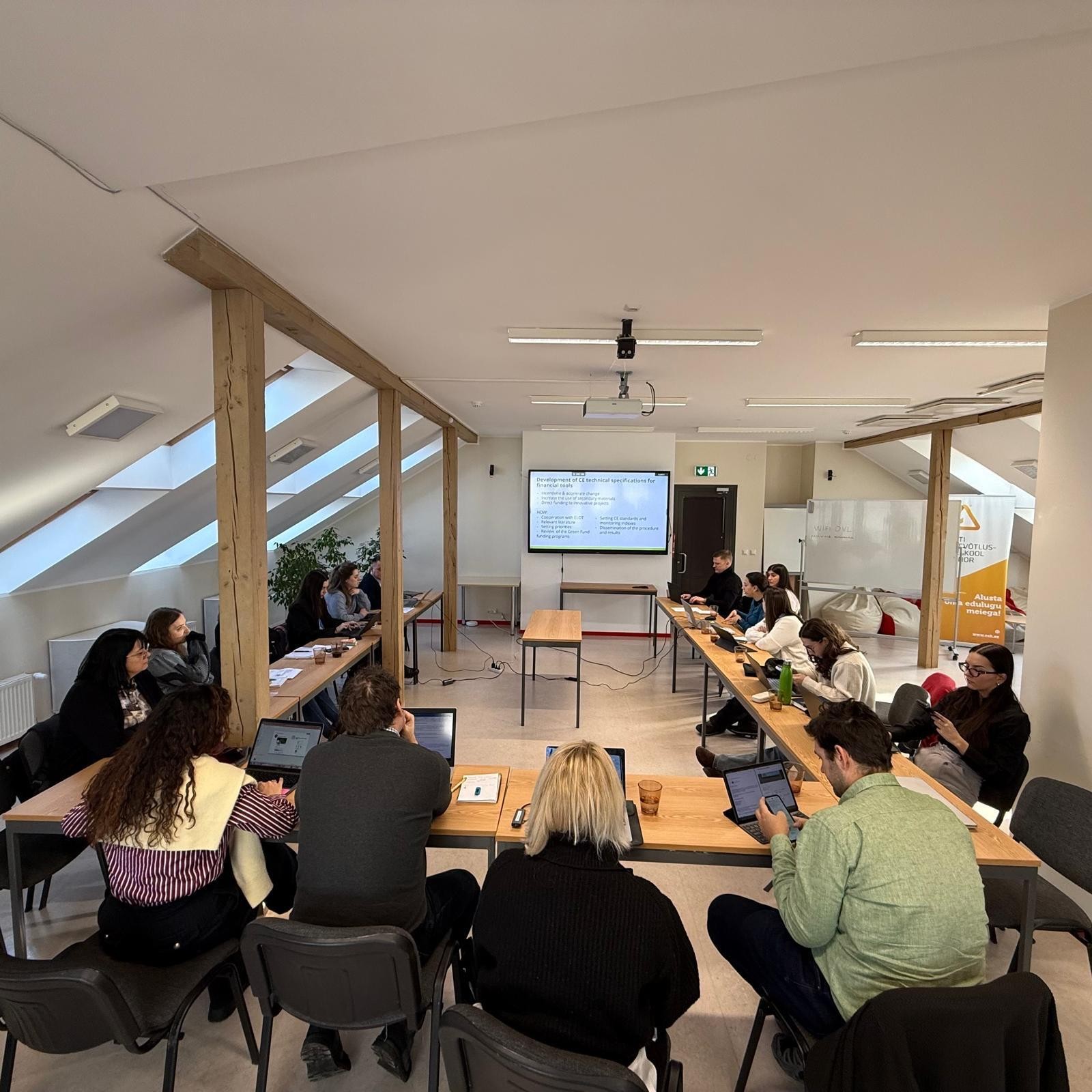 ADR Sud-Muntenia participantă la a patra întâlnire a comitetului de coordonare al proiectului DESICE