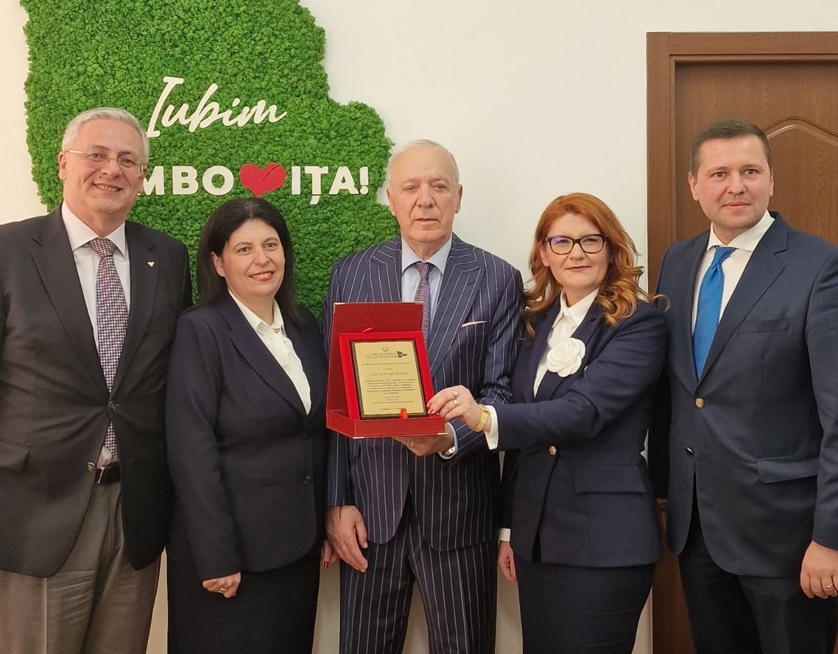 ADR Sud-Muntenia acordă Placheta de Onoare fostului preşedinte CpDR Sud-Muntenia, Gheorghe Ana